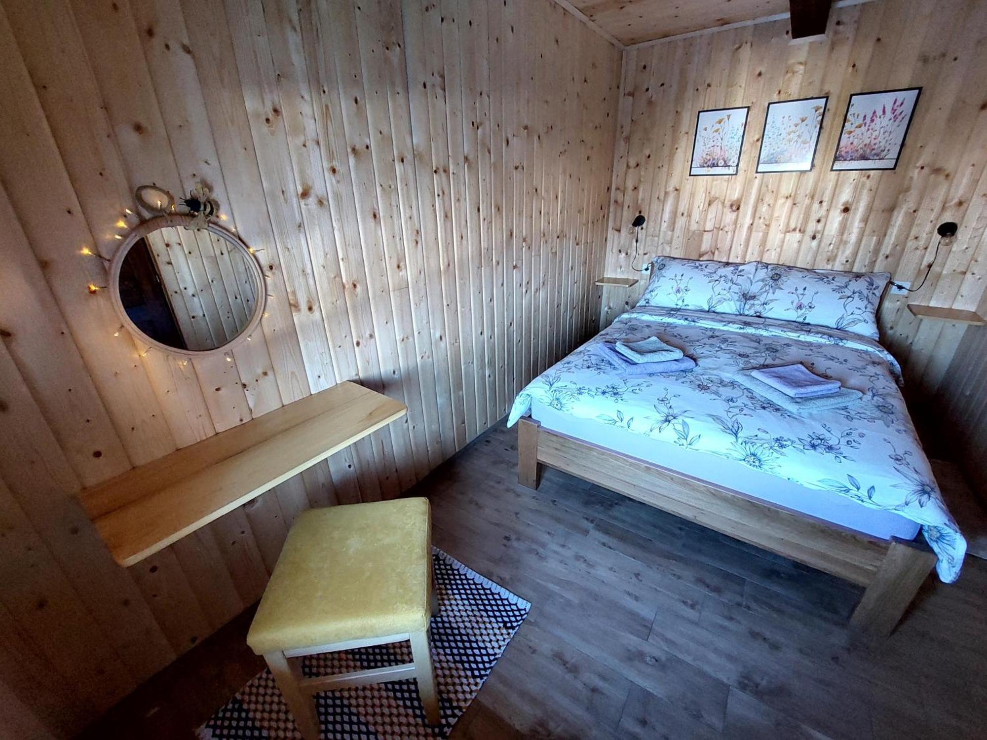 Holiday Home The Hive Slunj Exteriér fotografie