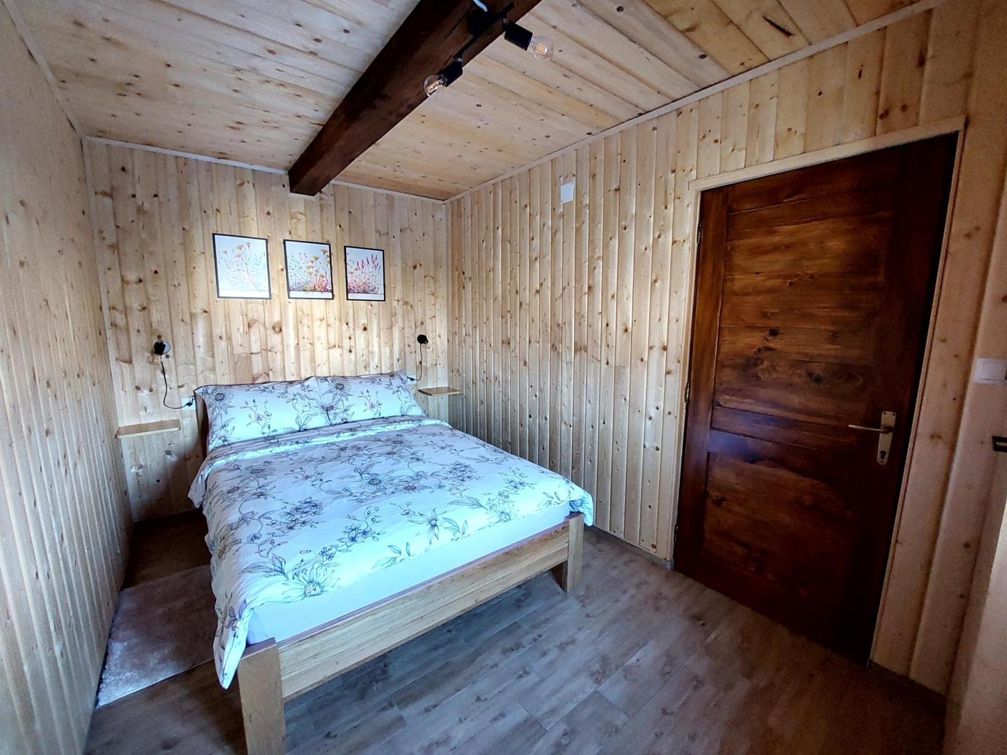 Holiday Home The Hive Slunj Exteriér fotografie